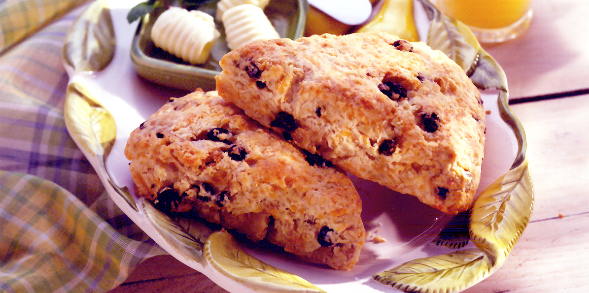 Cheddar Walnut Scones