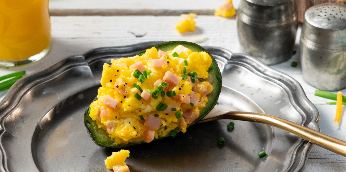 Breakfast Avocado Boats with Shredded 4 State Cheddar® Cheese